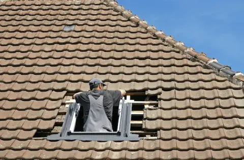 Pose de velux - La Peyratte